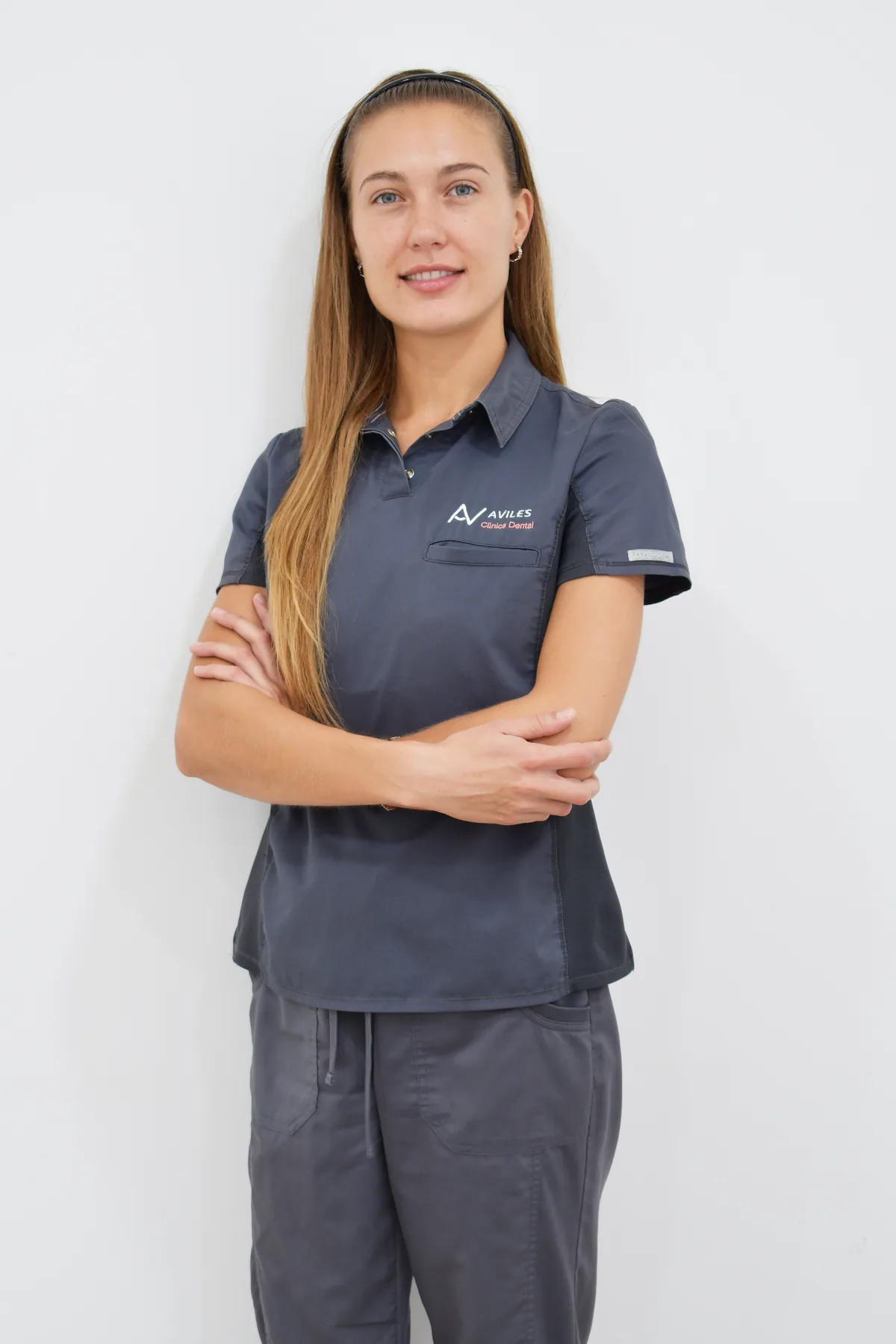 Anastasia Paryhina, recepción y atención al paciente en Clínica Dental Avilés